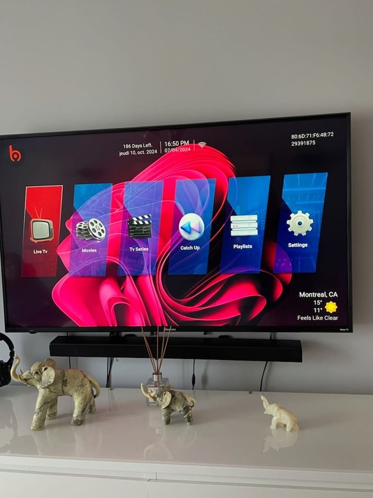 Streaming interface referenced in EagleCast TV customer review